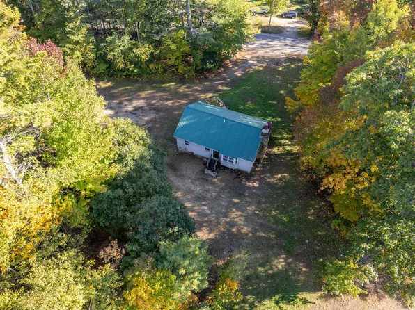 1147 Hallowell Litchfield Road, West Gardiner, ME 04345