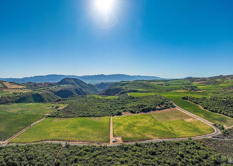 2nd image of 3585 Soda Canyon Road