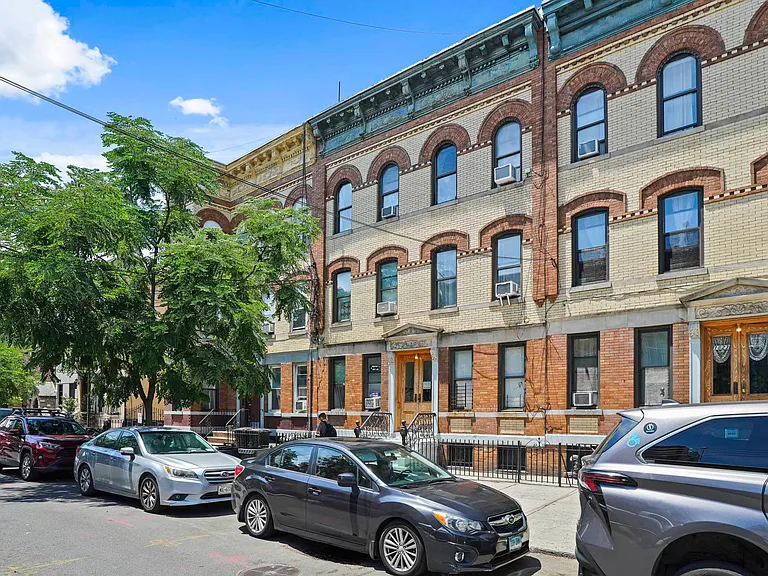 1821 Madison St #6 — Photo 21