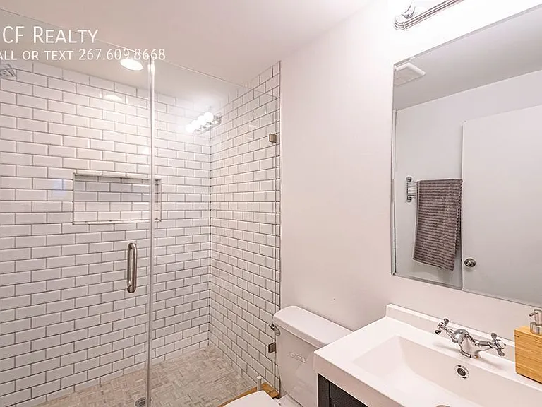 2137 Cross St — Photo 7