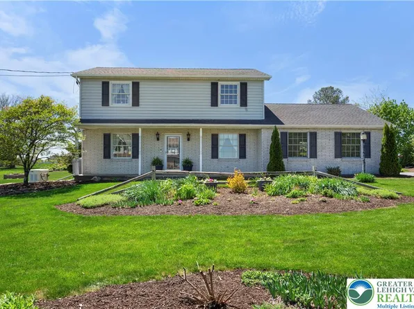 326 Colver Rd, Nazareth, PA 18064