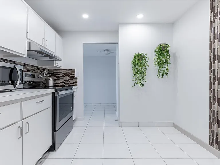 500 Three Islands Blvd #1110 — Photo 14