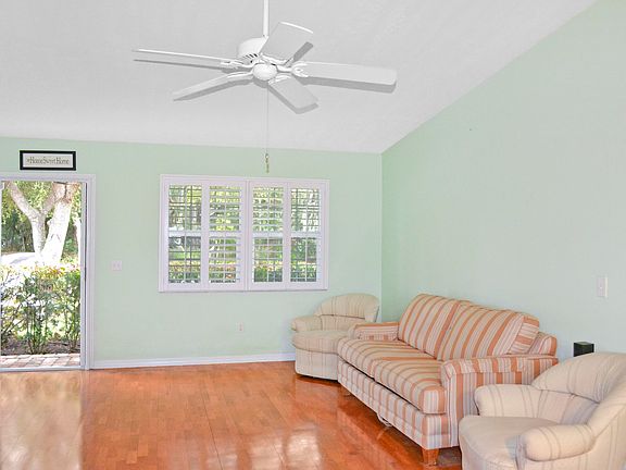 5th image of 337 NE Alice Street