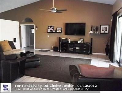 4th image of 1650 NW 100th Way