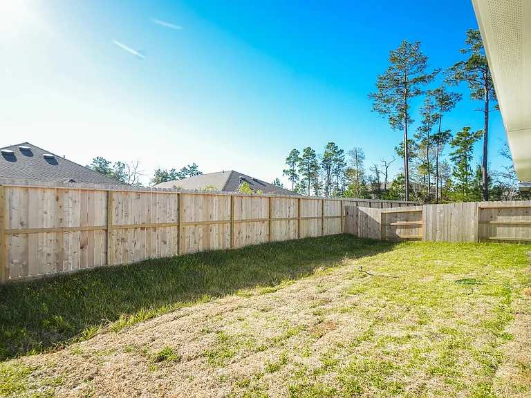 3106 Stonebriar Dr — Photo 4