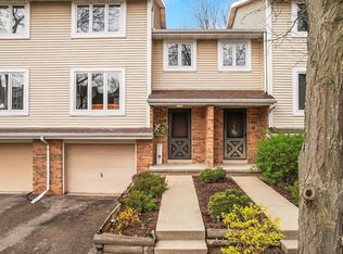 909 Vernon Ave, Madison, WI 53714