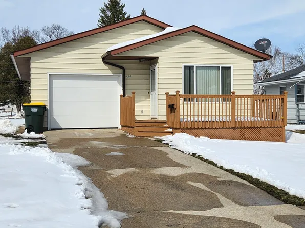 610 E Fairview Ave, Olivia, MN 56277