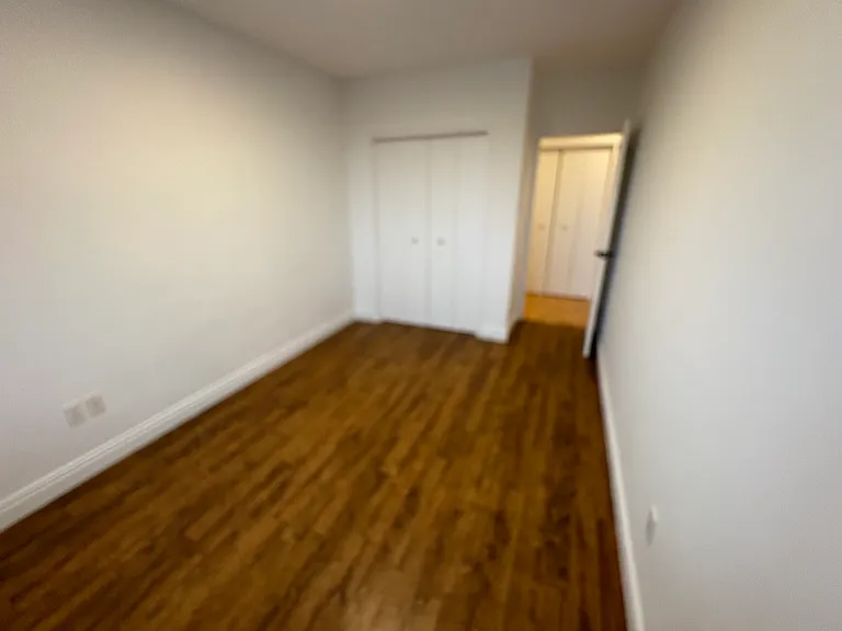 21 Balmoral Ave S #304 — Photo 9