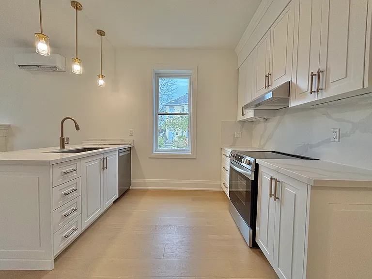 24 Ashley St — Photo 46