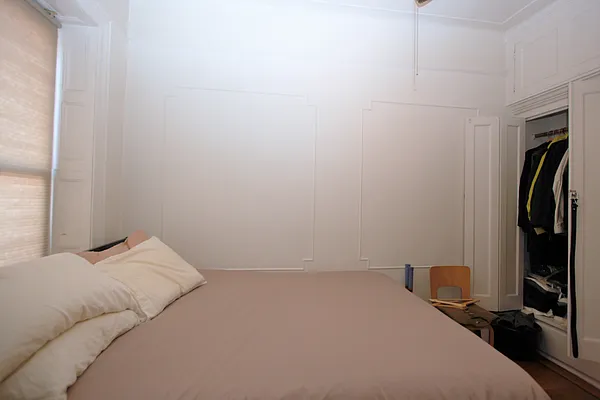 Rented by R New York | media 12