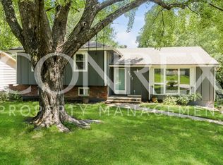 4927 NW Fisk Ave, Kansas City, MO 64151