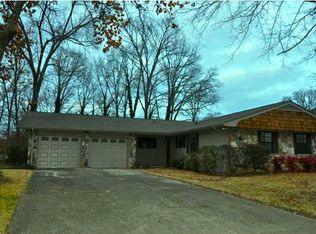 2827 Saint Lawrence Rd, Chattanooga, TN 37421