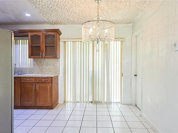 5th image of 1275 NW 134th St