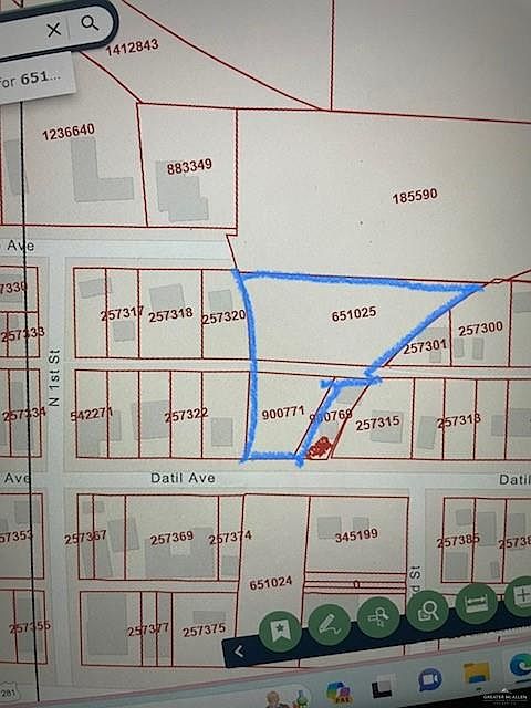 2nd image of 401 Datil St