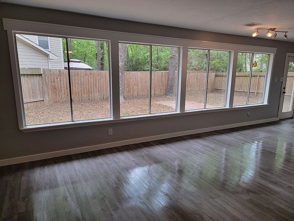 1st image of 18411 Hollow Oaks Cir
