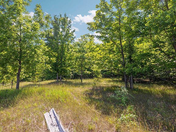 5th image of S Hill Rd