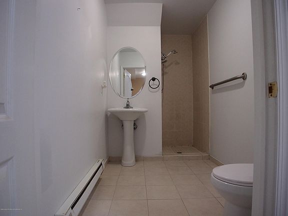 3rd image of 216 Sneden Ave #B