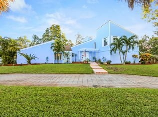 138 Point Cir, Tequesta, FL 33469