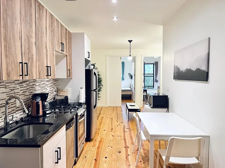 235 Himrod St #2L-437 — Photo 5
