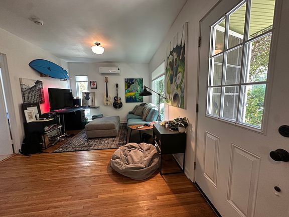 5th image of 2125 Las Colinas Ave #2125