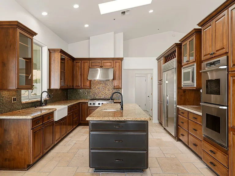 8638 E Dahlia Dr — Photo 11