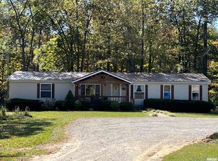 2475 N Oaktree Rd, Olney, IL 62450