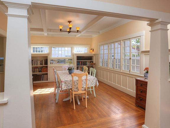 5th image of 2424 De La Vina St #A