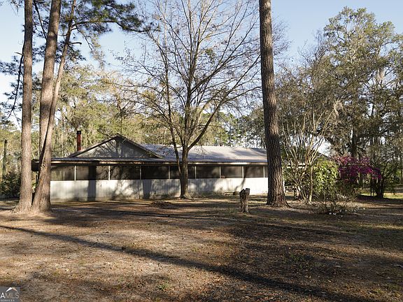 3rd image of 26 Capt Hanks Rd