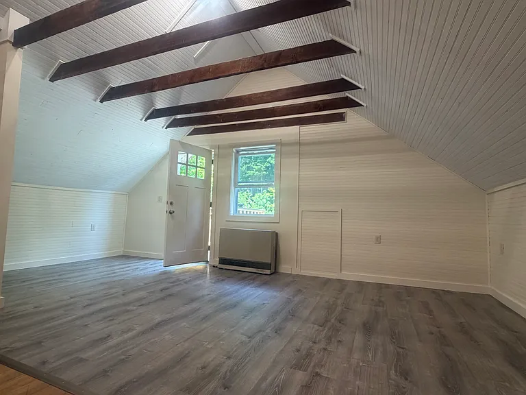 138 Main St #5 — Photo 2