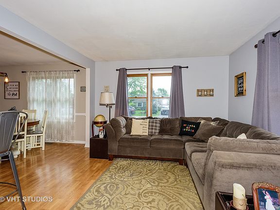 5th image of 3S668 Melcher Ave