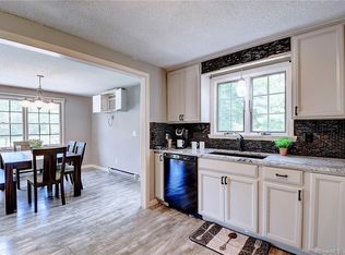 377 Thompson St, South Glastonbury, CT 06073