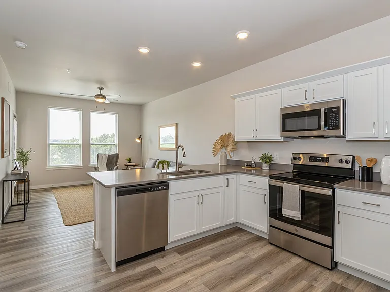 NewBo Lofts — Photo 19