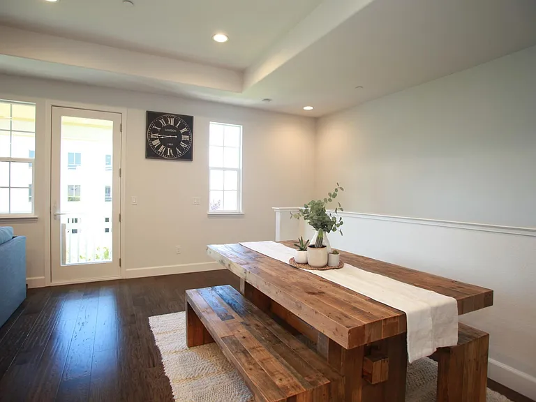 642 Bair Island Rd #1011 — Photo 4
