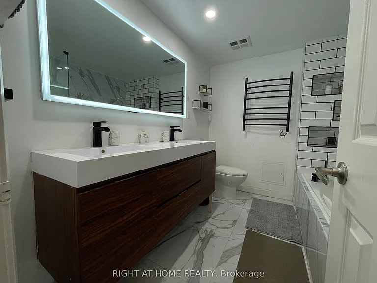 298 Jarvis St #1507 — Photo 22