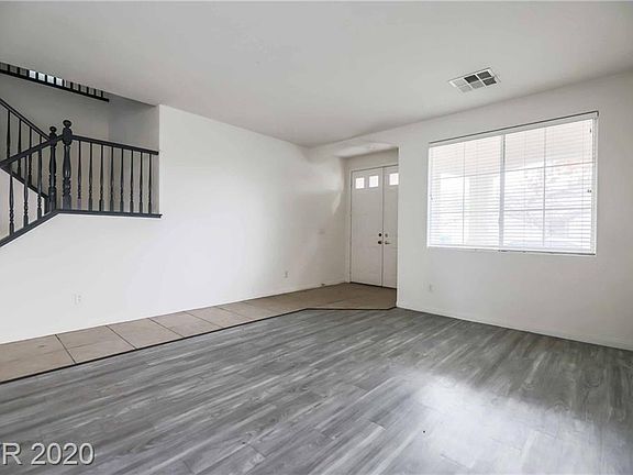 4th image of 1023 Belle River Ct