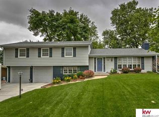 10304 Prairie Rd, Omaha, NE 68134