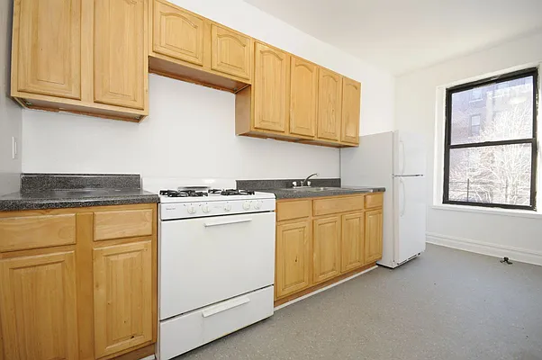 Rented by Town Residential | media 6