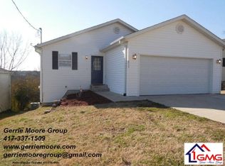 217 Pine St, Forsyth, MO 65653