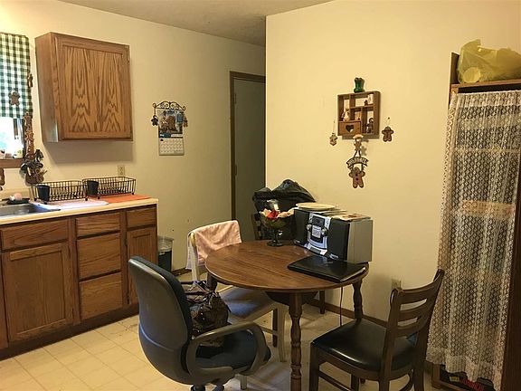 4th image of 2318 Tippecanoe St