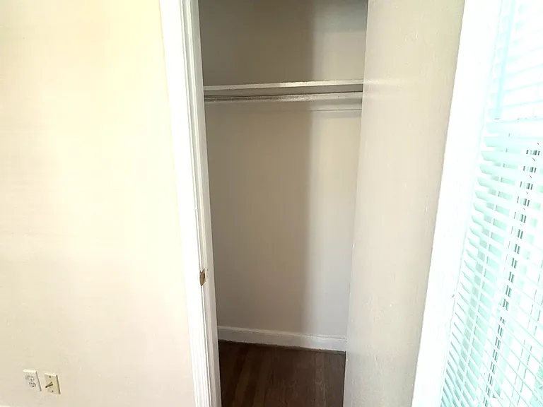 8709 Avalon Dr — Photo 16