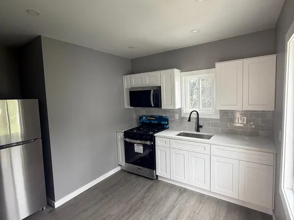 408 Front St #2, Nanticoke, PA 18634