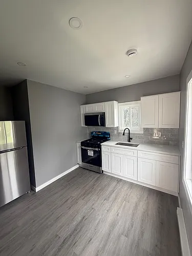 408 Front St #2 Photo 1