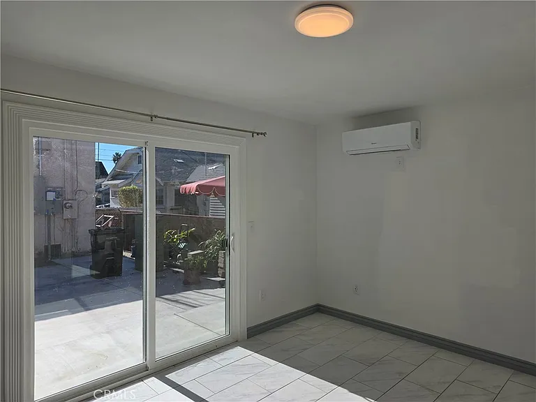 2057 W Norwalk Ave — Photo 14
