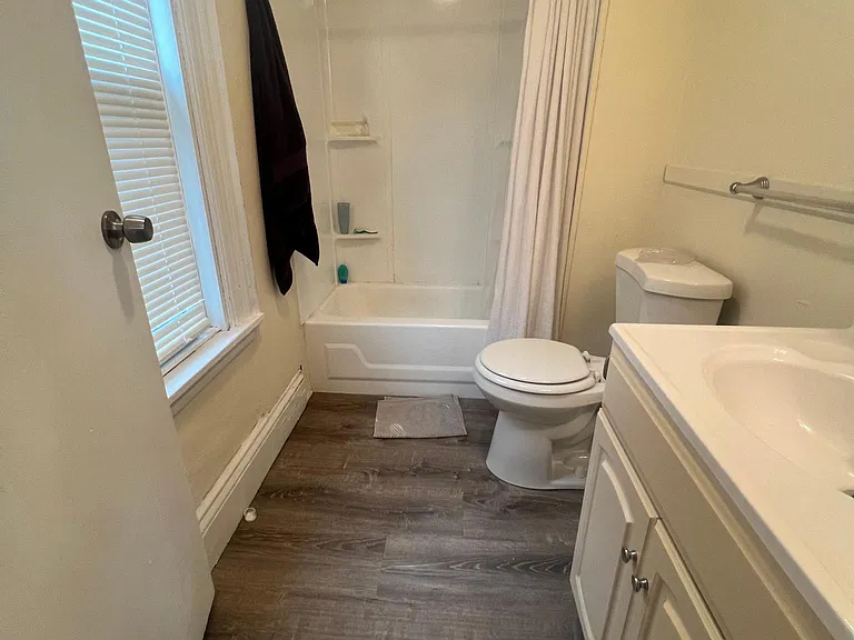 149 Strathmore Rd #6 — Photo 26