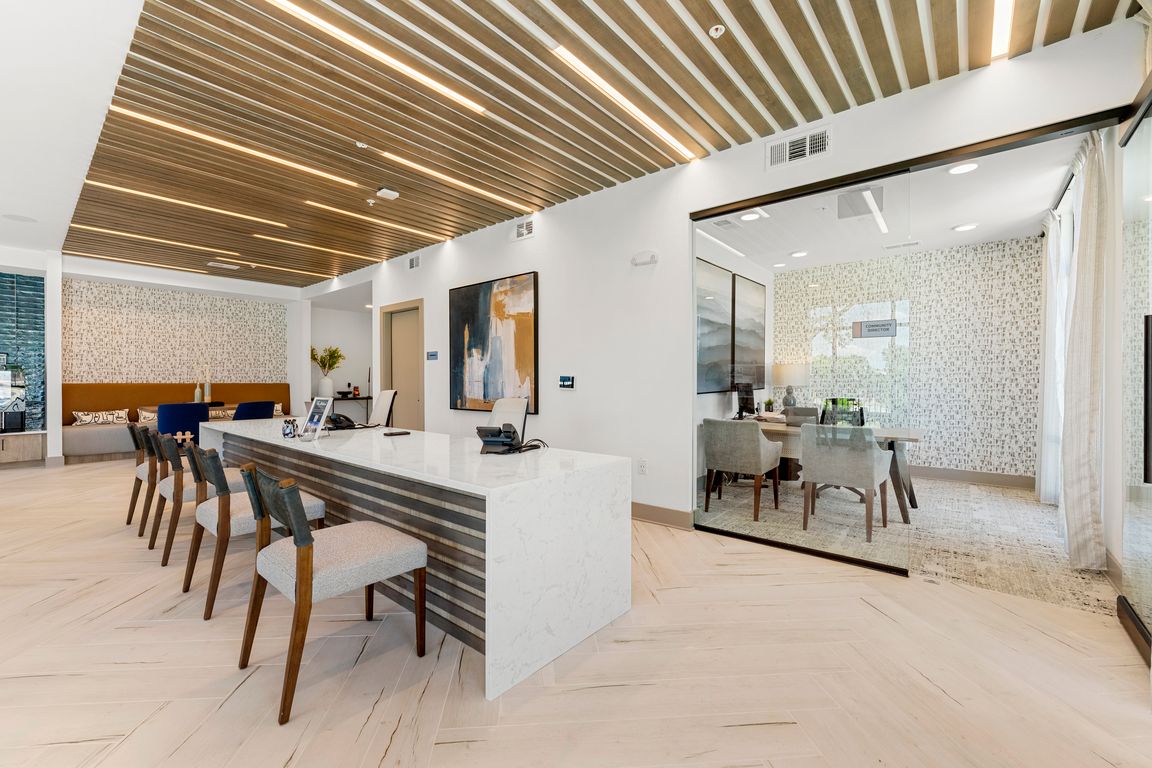 Leasing Office