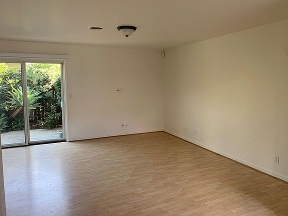 2nd image of 2528 Orella St Unit B