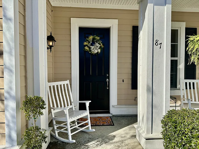 87 Glencairn Ave — Photo 3