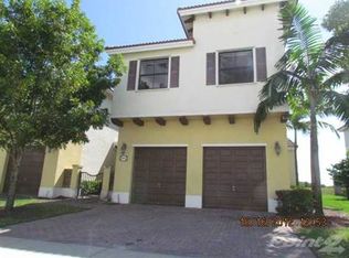 8876 SW 229th St, Cutler Bay, FL 33190