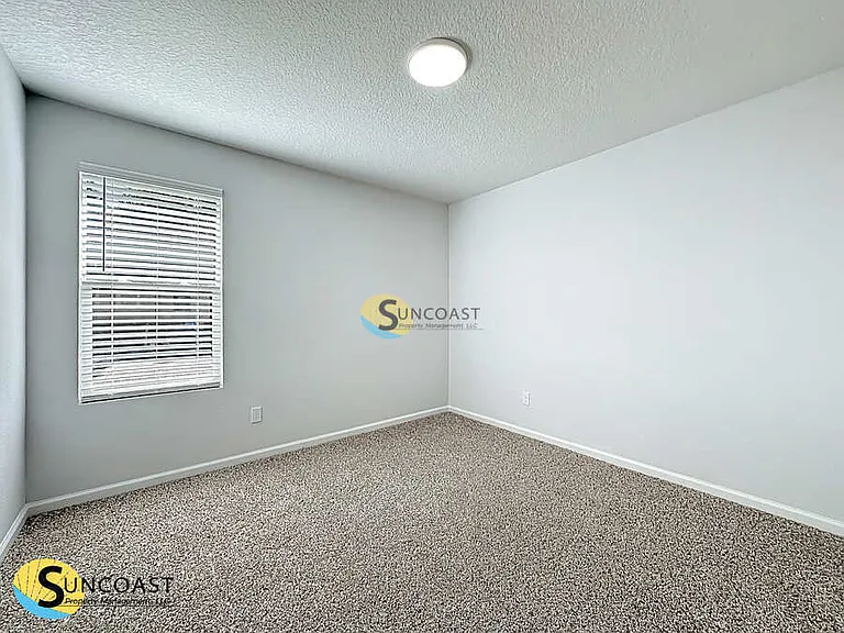 3902 Laurie St — Photo 16