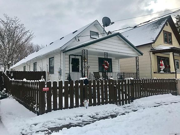 2nd image of 131 Vandalia St